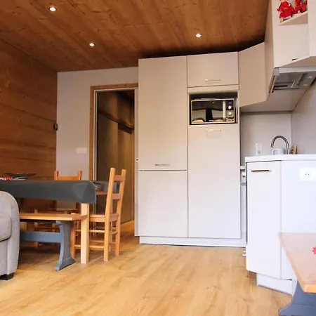 Roche Blanche - Location: Beau Renove Mae-9086 발토랑스